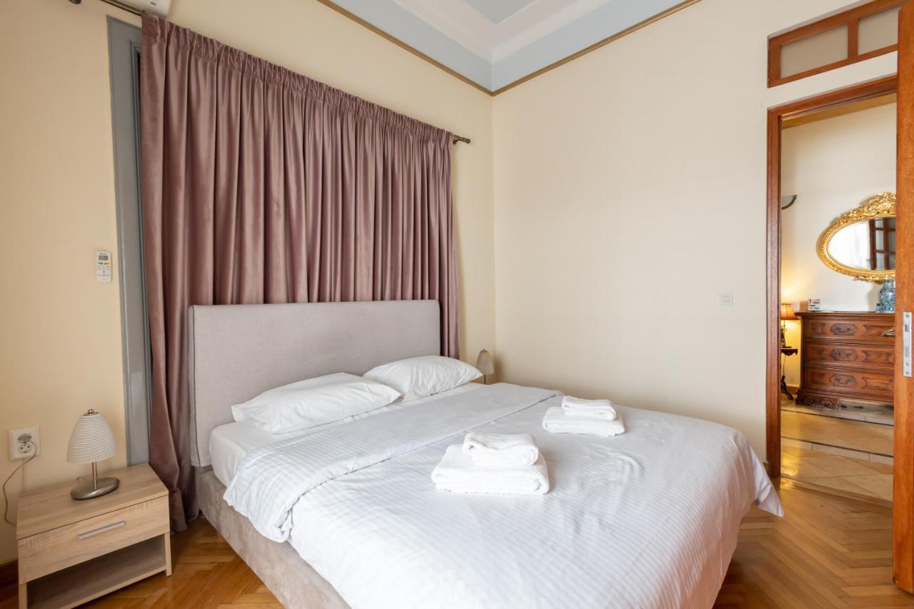 Ideal 4 Bdr Apartment In Plaka For 10! Athén Kültér fotó