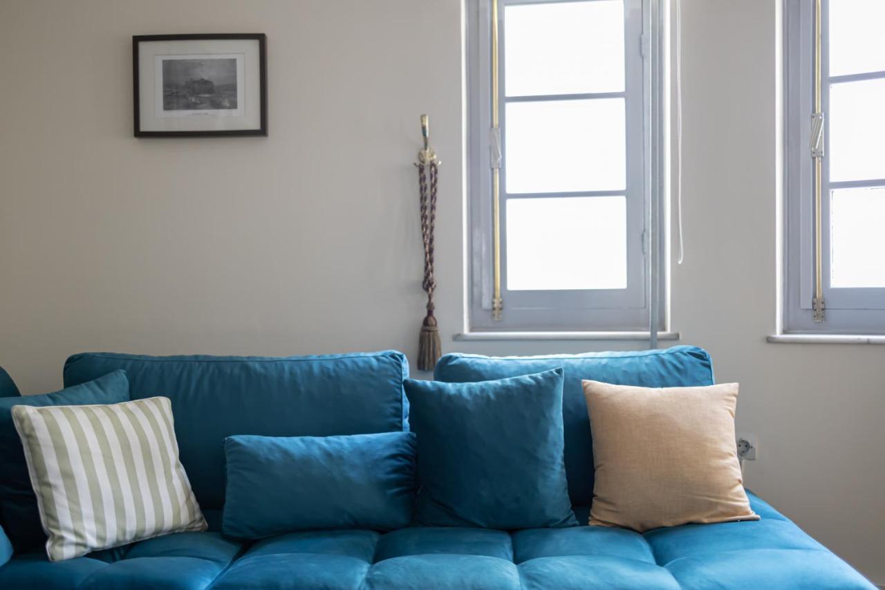 Ideal 4 Bdr Apartment In Plaka For 10! Athén Kültér fotó