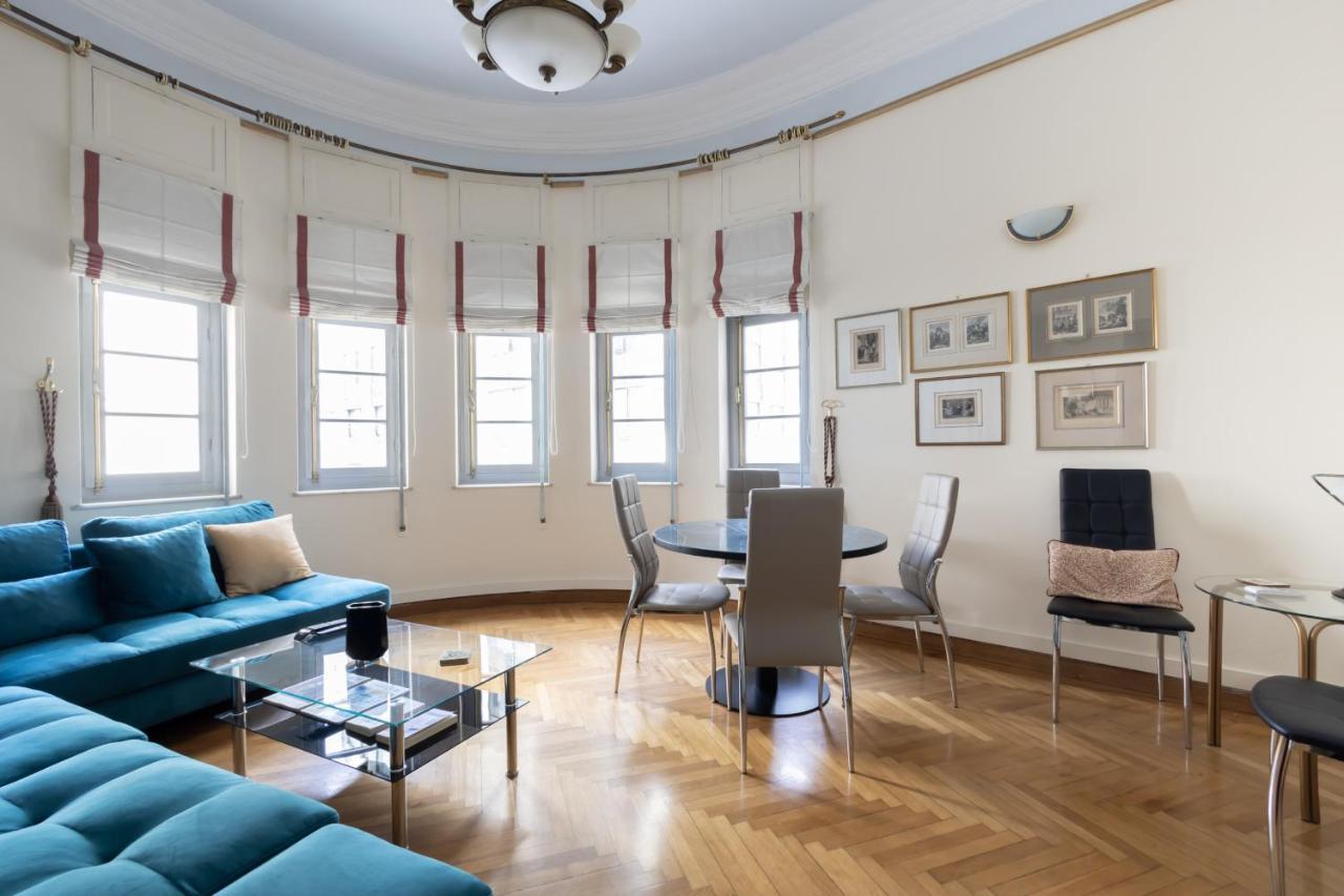 Ideal 4 Bdr Apartment In Plaka For 10! Athén Kültér fotó