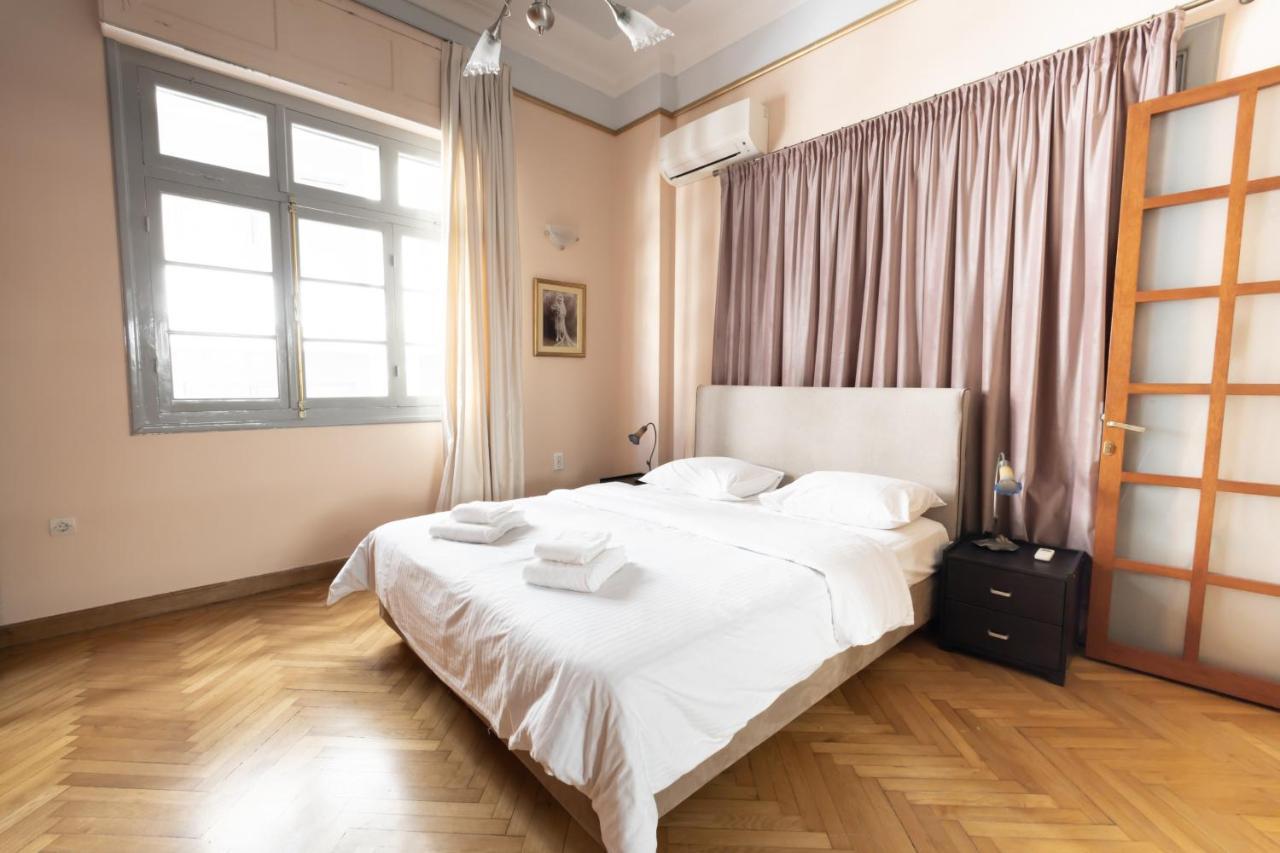 Ideal 4 Bdr Apartment In Plaka For 10! Athén Kültér fotó